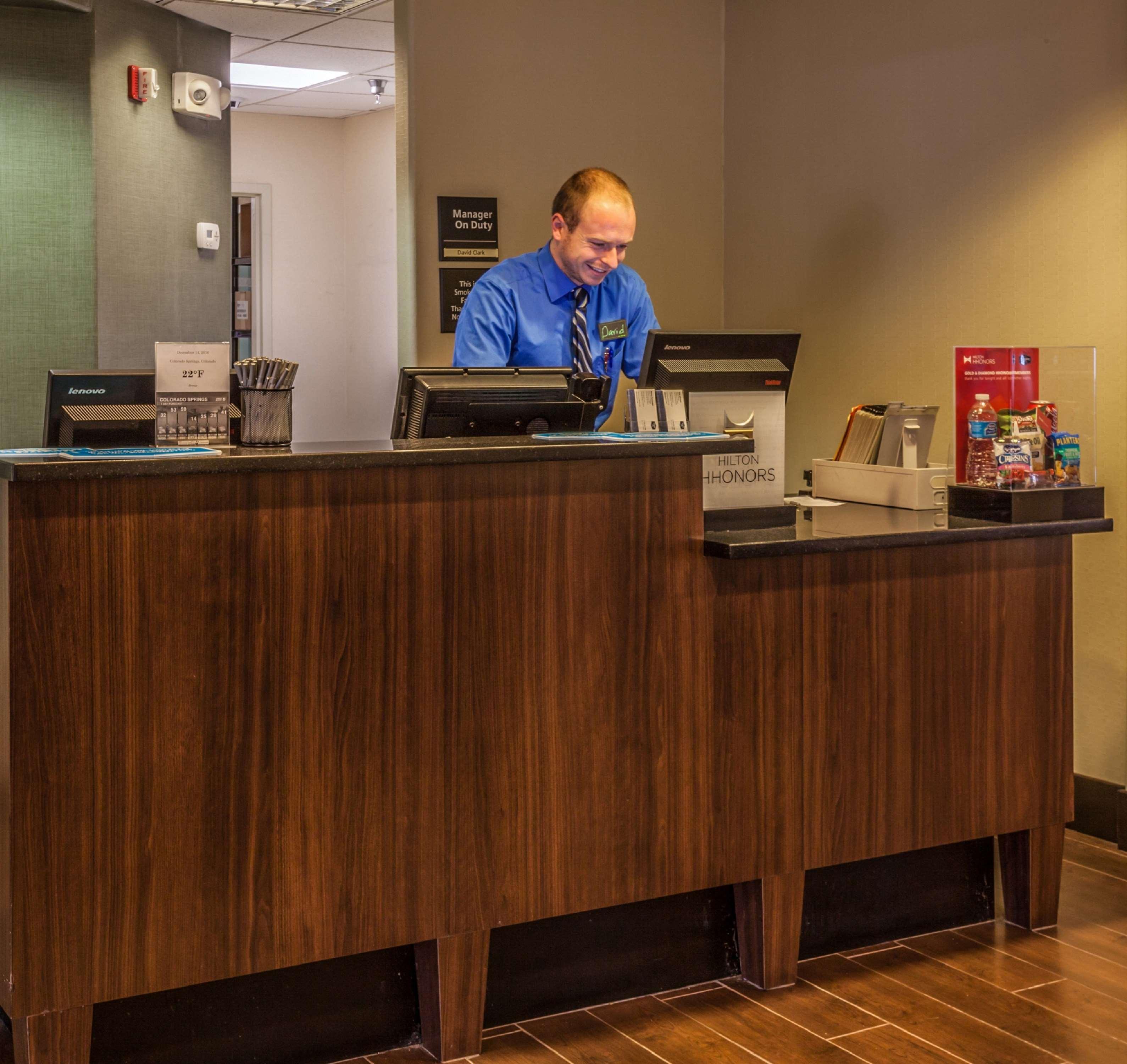 Hampton Inn Colorado Springs-Airport Eksteriør billede