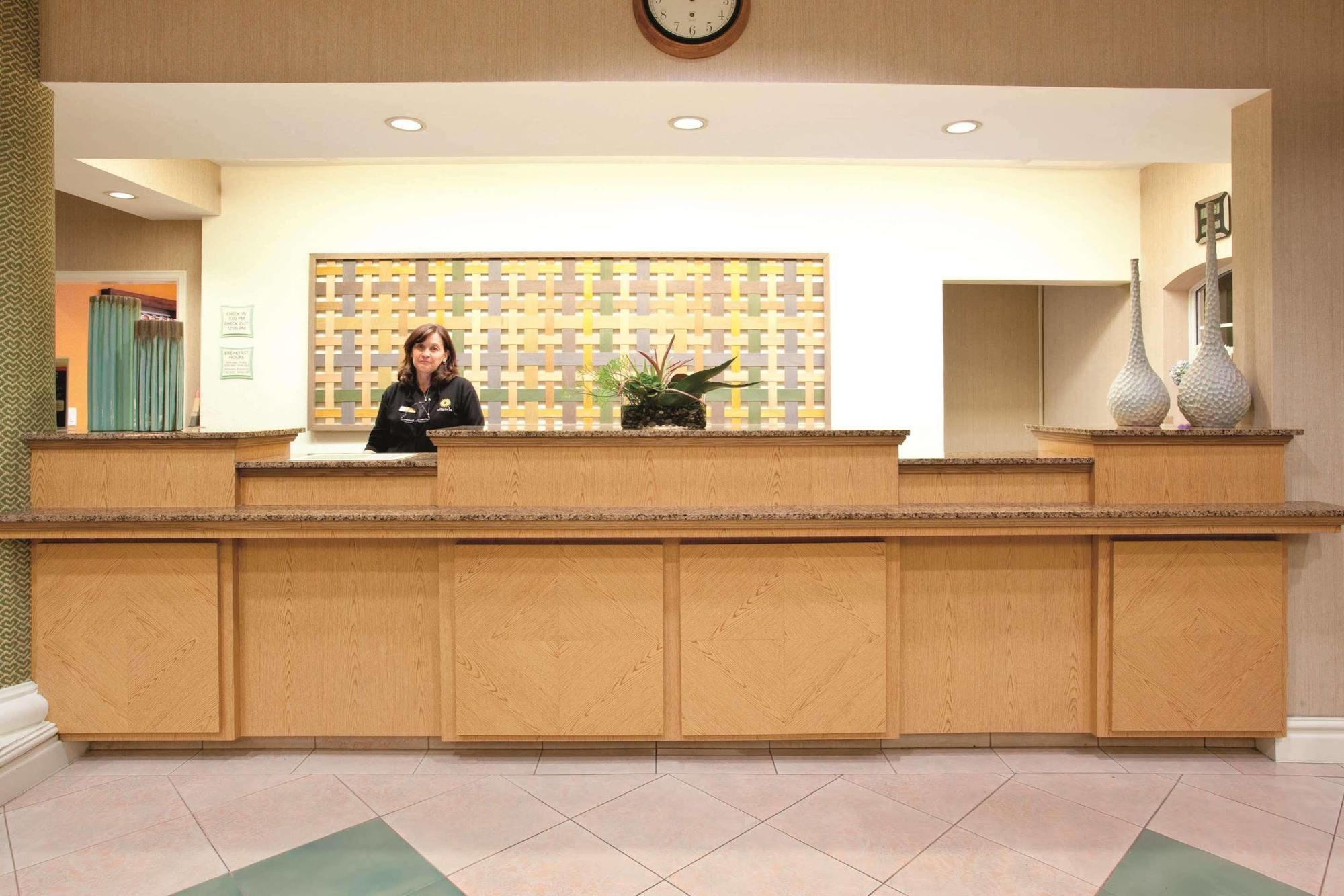 Hampton Inn Colorado Springs-Airport Eksteriør billede
